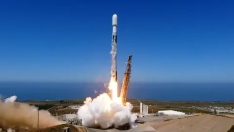 SpaceX A SpaceX Falcon 9 rocket launches from Vandenberg Space Force Base in California on 16 August. 
