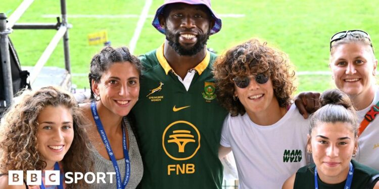 Siya Kolisi with the Italy rugby team