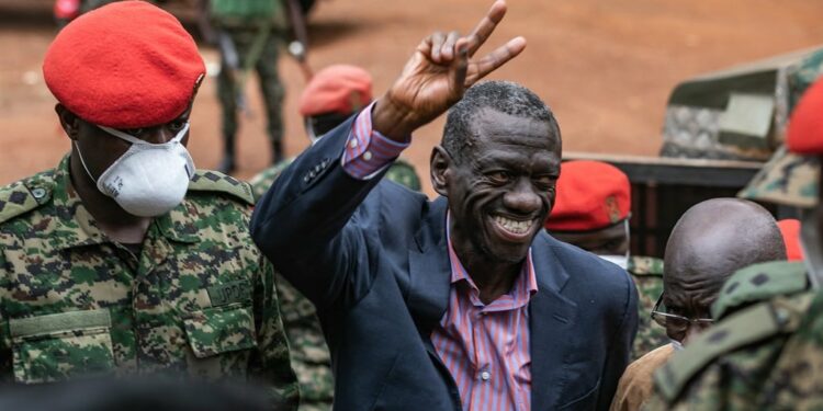 News24 | 'Kidnapped' in Kenya, opposition veteran Kizza Besigye appears in Ugandan military court