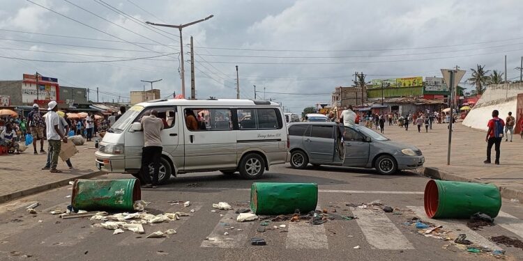 News24 | Mozambique election protests affect Eswatini, Zambia, and the JSE