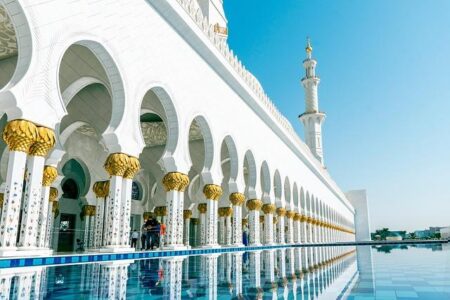 Emirates kicks of its ‘Aircrafted KIDS’ initiative in Africa – Travel Weekly