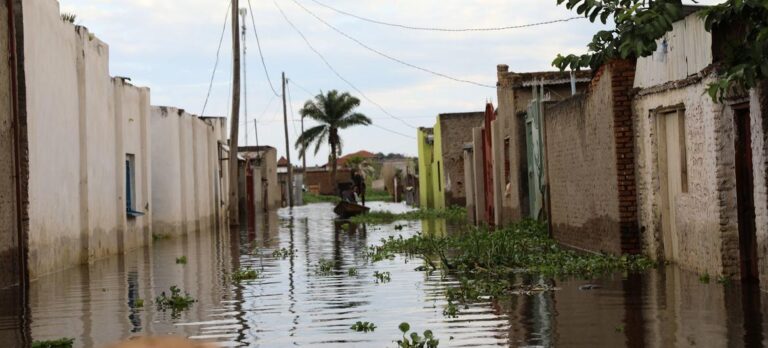 Flooding wreaks havoc across East Africa. Burundi is especially hard-hit – The Independent Flooding wreaks havoc across East Africa. Burundi is especially hard-hit – The Independent
