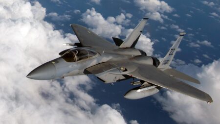 France flies 2 fighter jets from Chad to signal start of military withdrawal – Voice of America