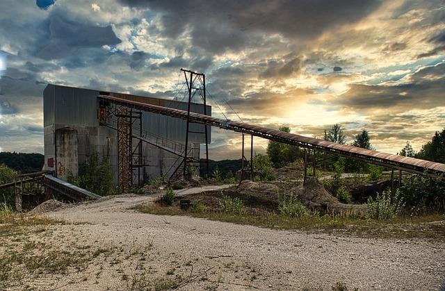 Mali goldmine collapse leaves at least 48 miners dead – The Independent