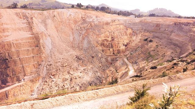 Mali​ gold mine: Dozens including women ​killed⁤ in‍ collapse - BBC.com