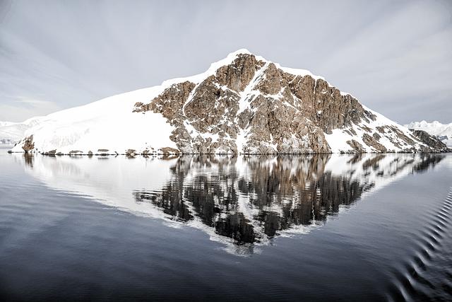 Impact of Isolation on Mental Health in Antarctica Research Stations