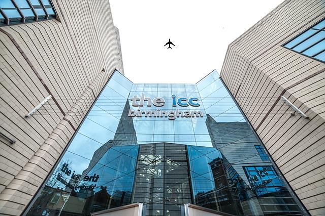 The ⁣Role of the ⁢ICC: Investigating Crimes Against Civilians