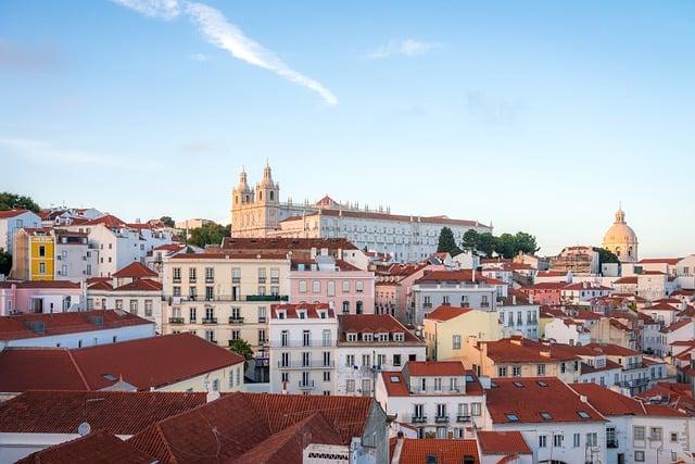 Practical Travel Tips for Your journey to Portugal, Ireland, and Beyond