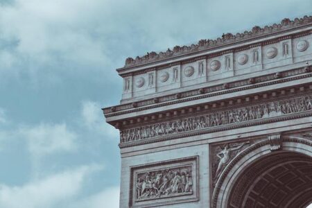 France issues ultimatum to Algeria before scrapping migration deals – The North Africa Post