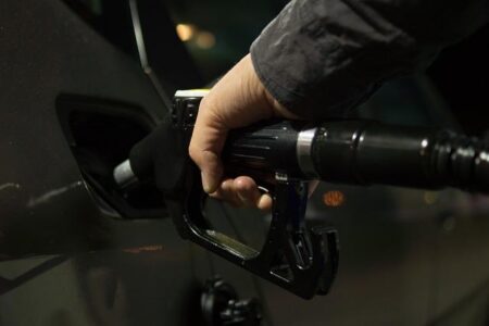 NNPC joins the price war, slashes petrol price to N860/litre – Business Insider Africa