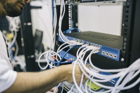 Ooredoo & Kloudville Redefine Telecom with AI-Powered B2B Marketplace – https://www.techafricanews.com/