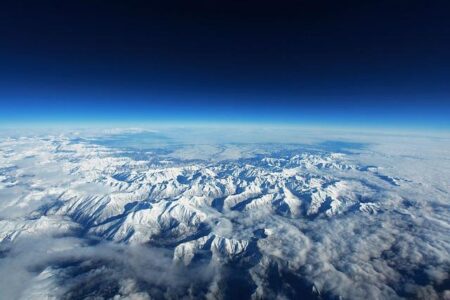 [VIDEO] Fascinating Footage Shows up to 6 Feet of Snow in South Africa and Lesotho – SnowBrains