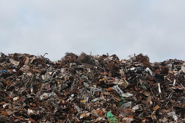 Uganda’s waste crisis: ‘My friend died in Kiteezi rubbish dump’ – BBC.com