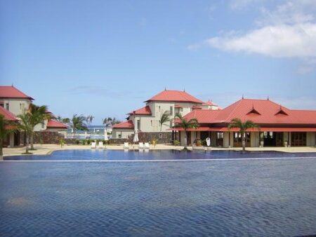 Mauritius Luxury Hotelier Seeks Deals in North Africa, Mideast – Bloomberg