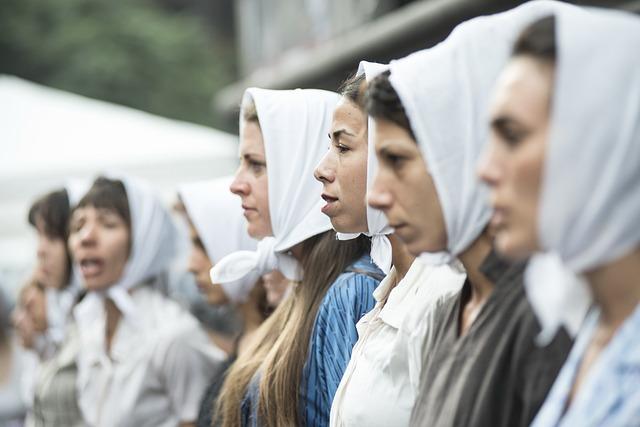 Understanding the Root Causes of Women's Political Ambitions