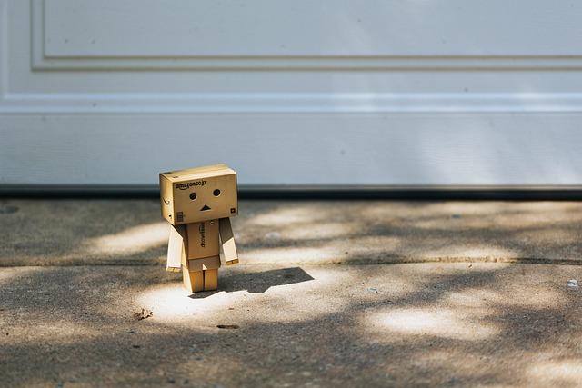 How Small Robots are Identifying and Neutralizing Explosives