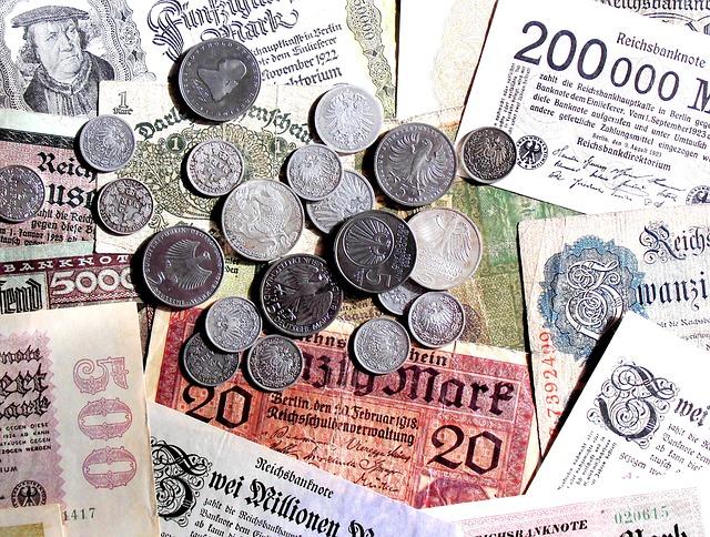 Challenges Ahead: Addressing Inflation⁣ and Unemployment‌ in a Growing ⁤Economy
