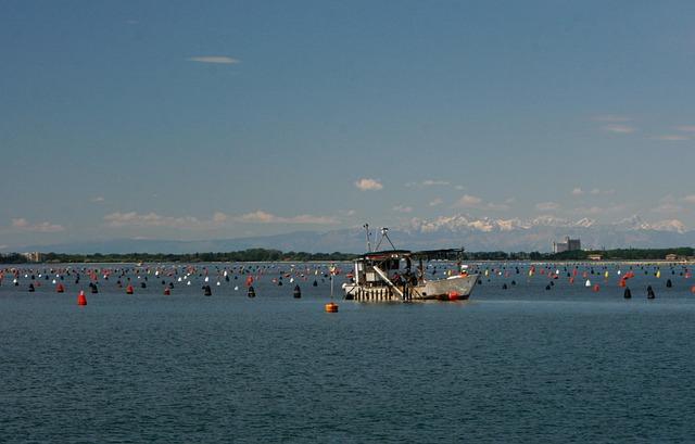 Promoting Community Engagement and Education Through Aquaculture Events