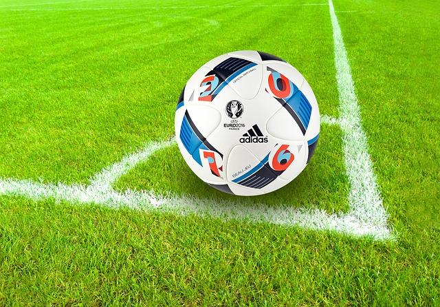 Recommendations for Promoting and Preserving ‌Maracana Football