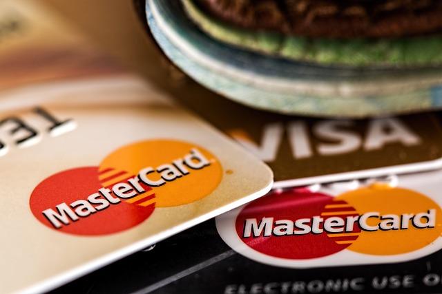 Understanding the Impact of Card Payments on the Algerian Economy