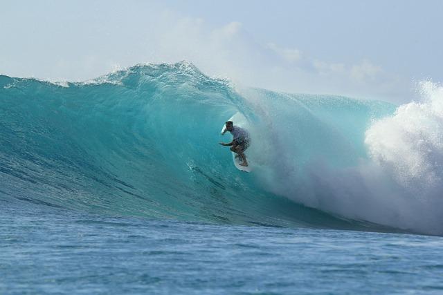 Breaking Waves and Challenging Norms: the Rise of Young Female Surfers in Madagascar