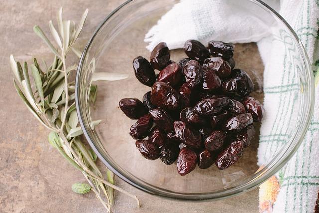 Significance of Africa's Oldest Olive Tree to Tunisian Heritage