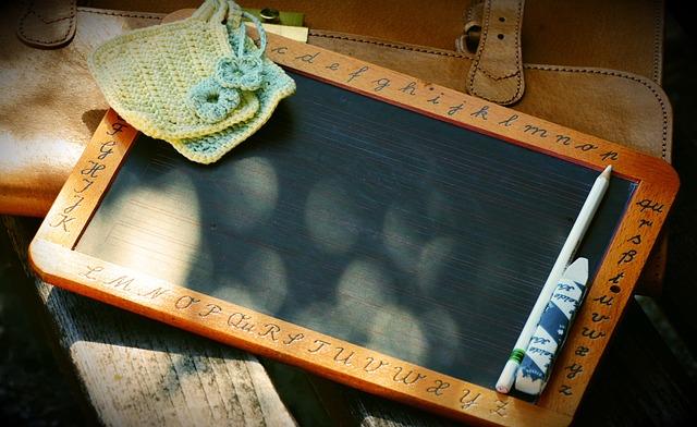 art and ‌Tradition: Integrating ⁢Traditional Practices into Modern⁤ Education