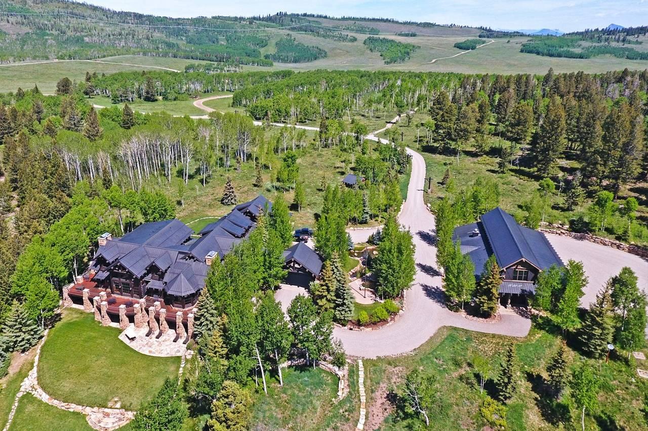 Reviving Lost Populations: The Role of Private Ranches