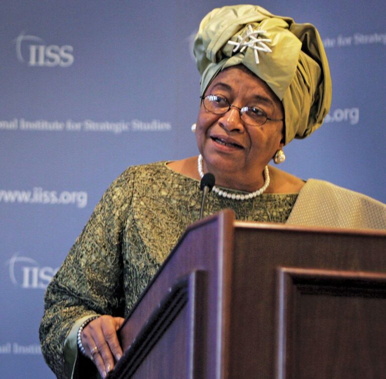 [Photos] Africa’s first female president: Liberia’s Ellen Johnson Sirleaf – Africanews