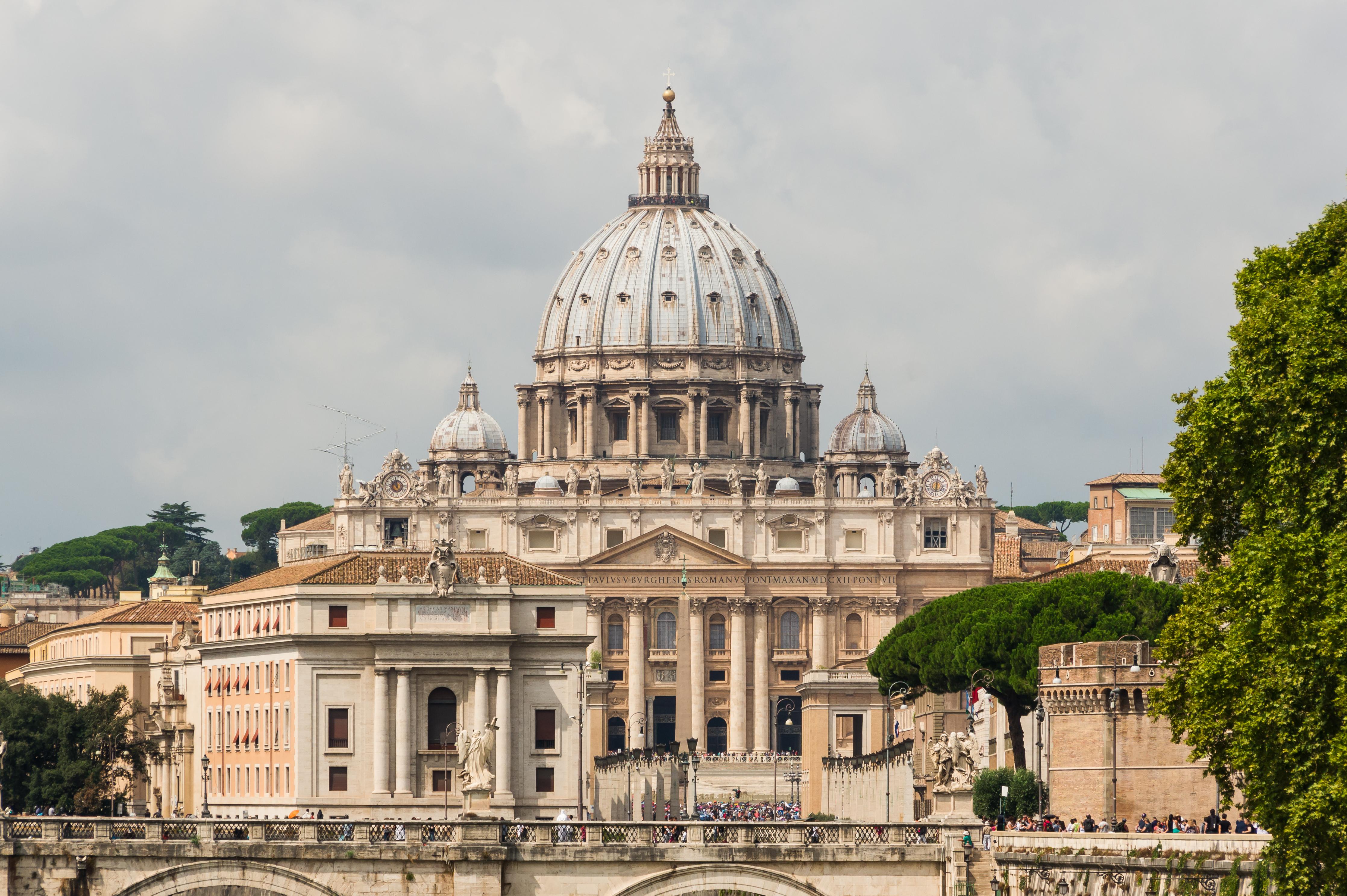 The Role of the Catholic‌ Church⁤ in Promoting ⁤Political‍ Accountability