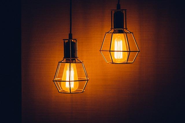 Exploring the Impacts of​ Electricity Shortages ⁣on‌ Economic Growth